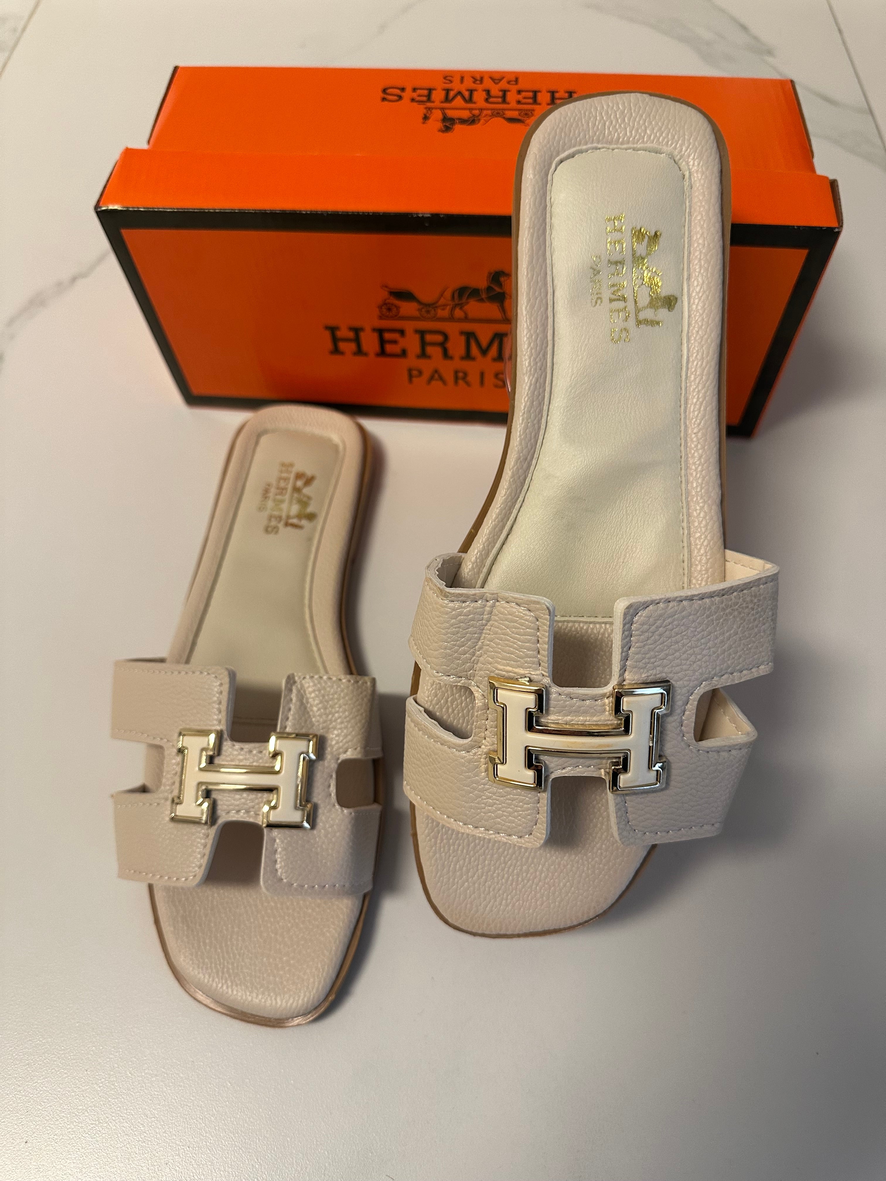 Hermes x παντόφλα μπεζ